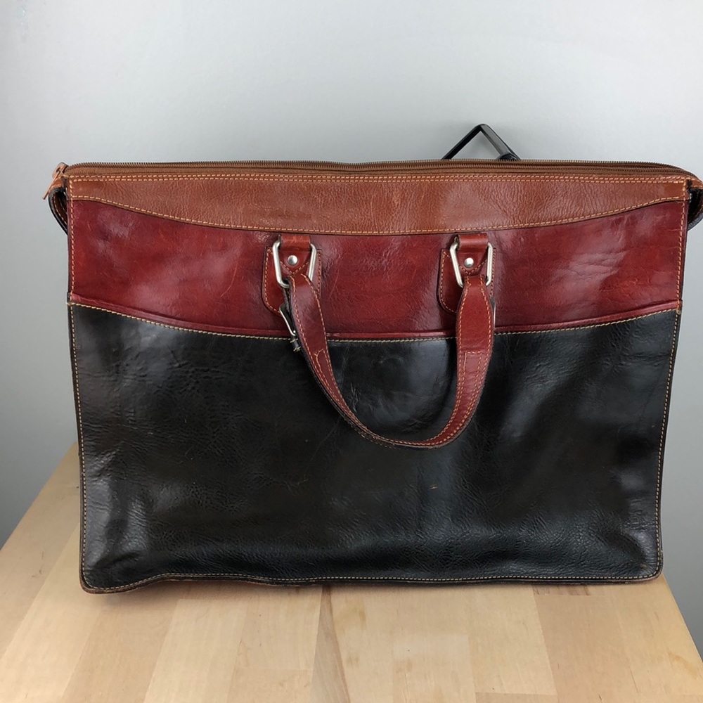 Vintage leather bag. Made in Canada. Antique bag.